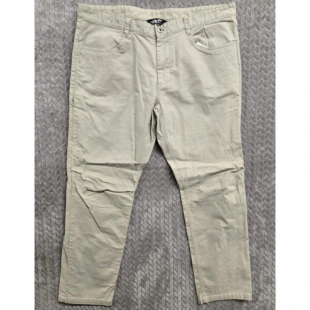 2 The North Face Motion Pants Men's Size 40x32 Gray Tan Articulated Knees Hiking